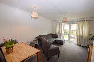 Lounge- click for photo gallery